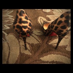 Christian Louboutin So Kate satin leopard print